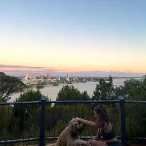 Meet your Posher, Gladys